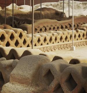 řada kamenných kamenů