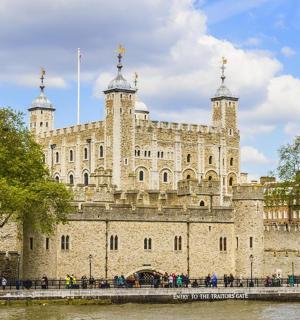 Führung durch den Tower of London mit Besichtigung der Kronjuwelen