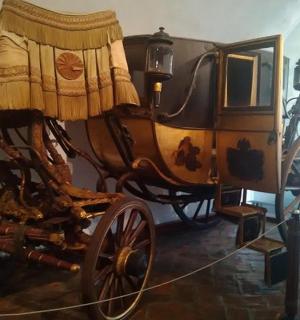 koňský povoz vystavený v muzeu