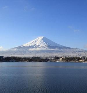 Mount Fuji & Hakone Day Tour from Tokyo