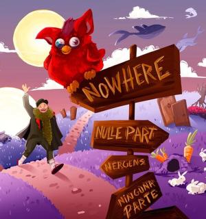 站在山顶上，手拿路标的人