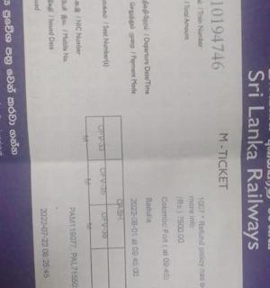 bílý kus papíru s čísly na něm