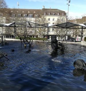 城市中心的喷泉