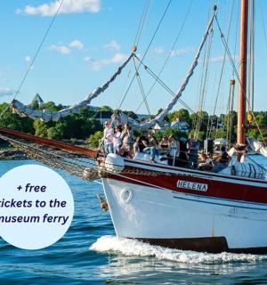 一群人在水中的船上