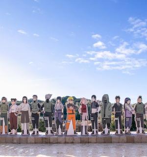 a group of people on skis posing for a picture