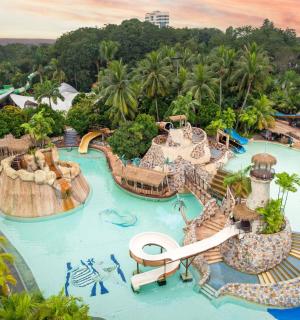 度假村水上乐园的图片