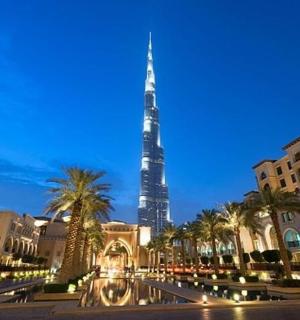 世界上最高建筑的夜景