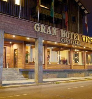 ein Gebäude mit einem Schild mit der Aufschrift „Grand Hotel Victoriavisor“