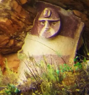 一幅戴着头盔的人的雕像画