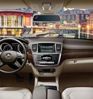 奔驰汽车驾驶舱一览