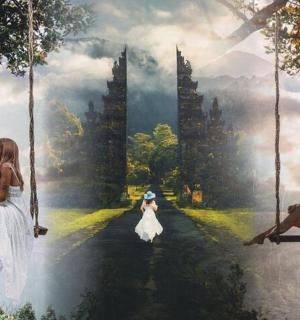 skupina lidí sedících na houpačce