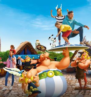 一张迪士尼乐园和一部搞笑电影的图片