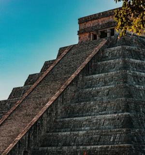 an image of the top of an pyramid