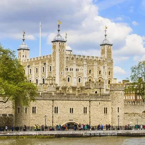 Tower of London & Crown Jewels