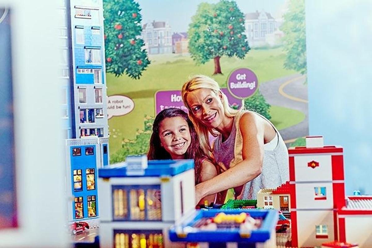 Attraction picture 3