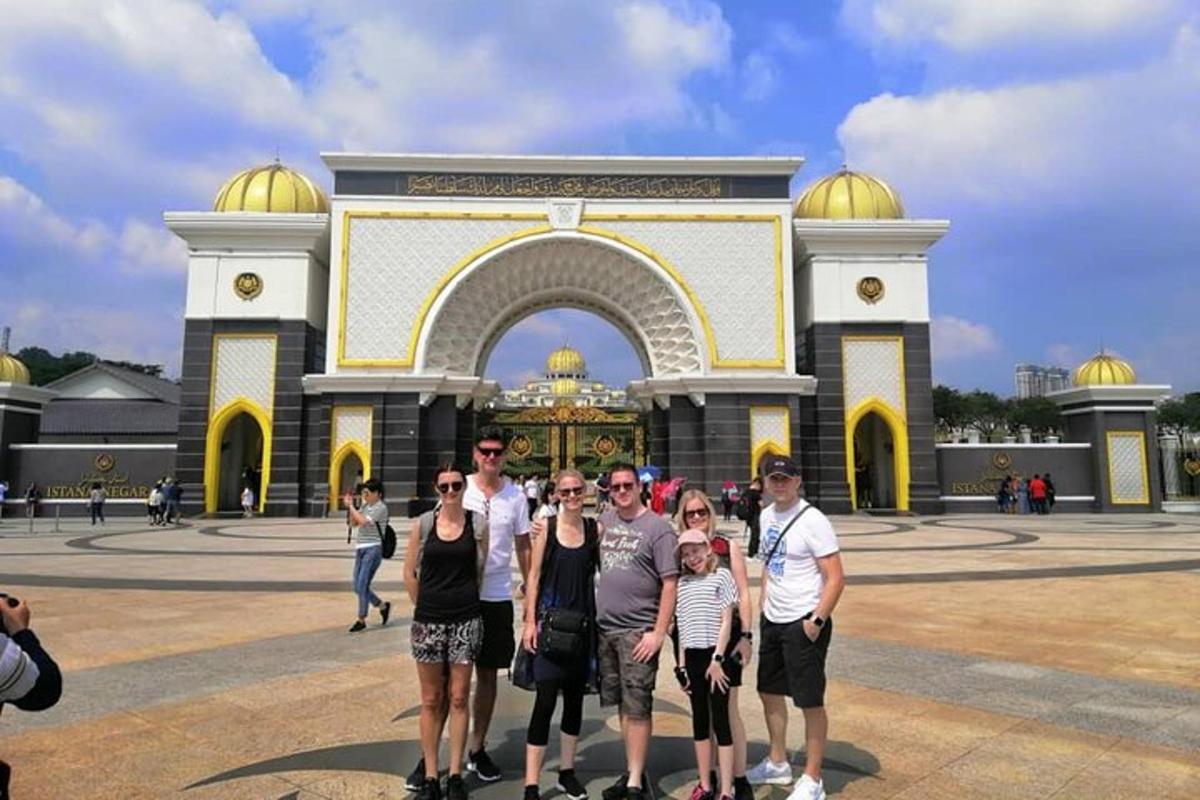 Attraction picture 4