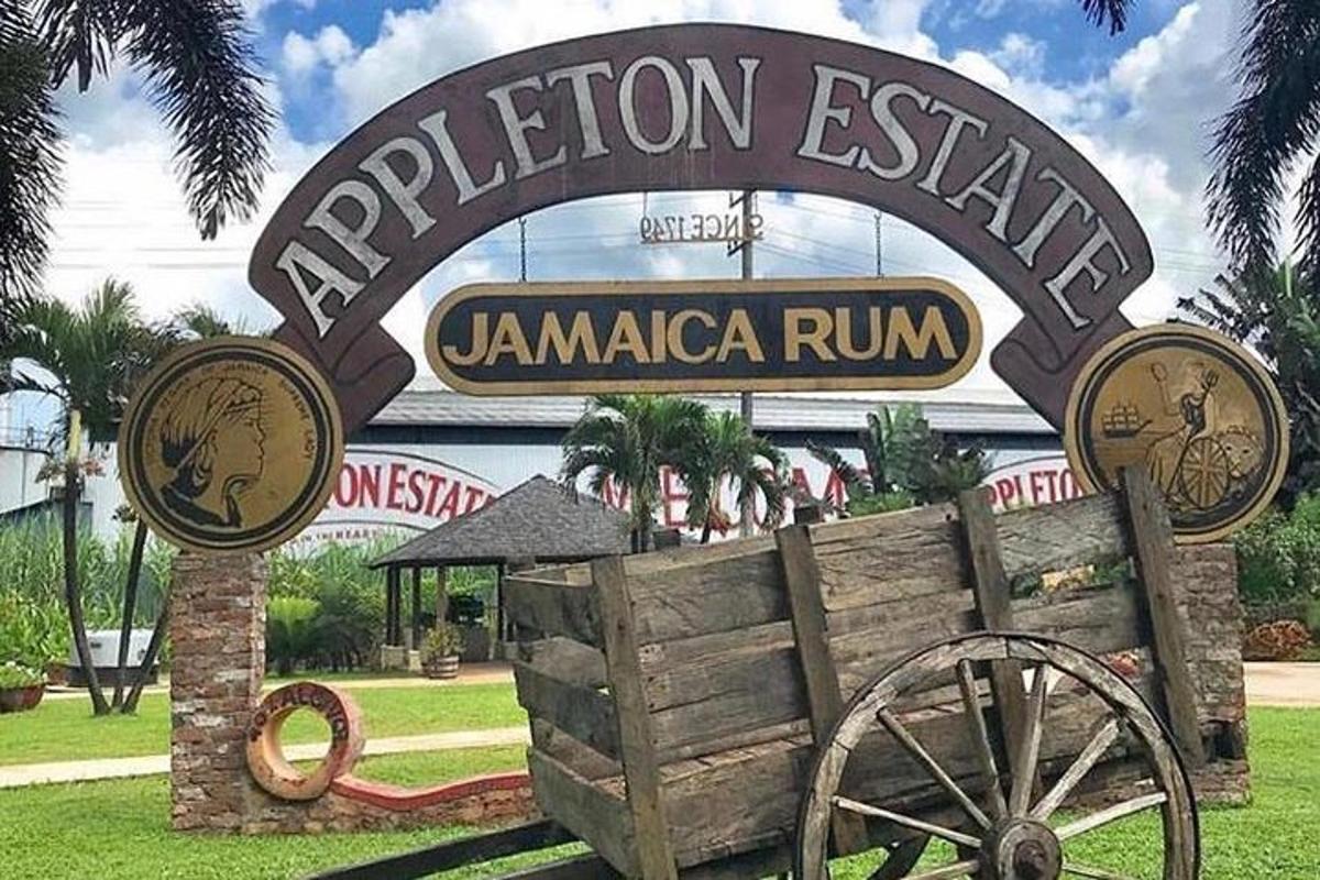skilti fyrir innganginn að Jamaica Run