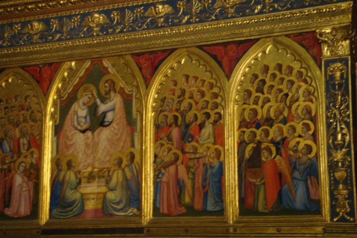 una pintura a la paret d'una església