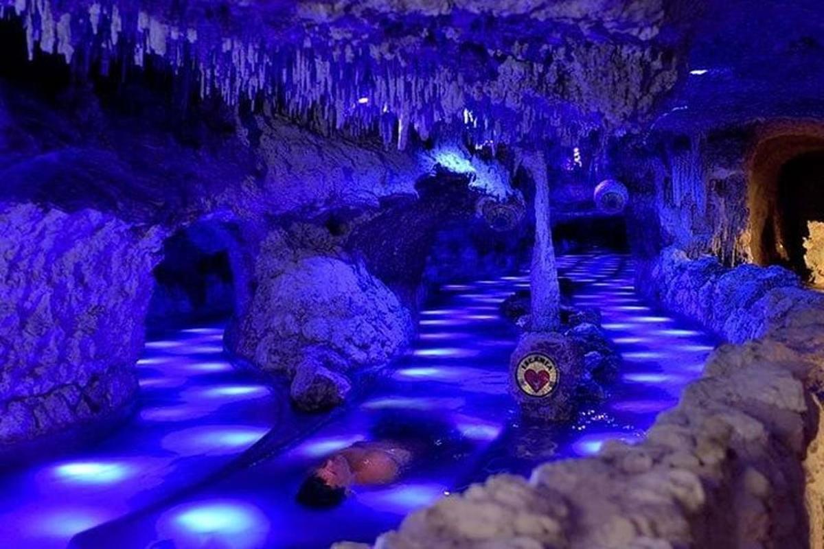 Attraction picture 3