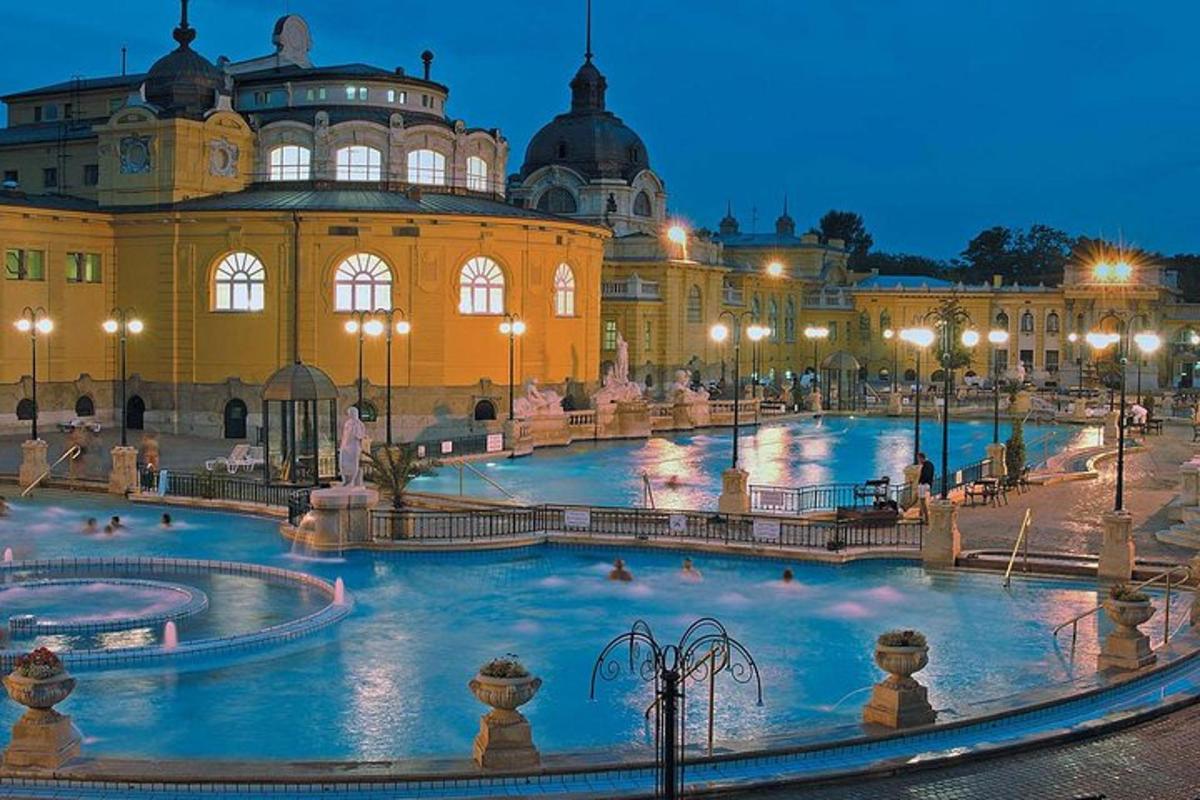 a large pool of water in front of a building