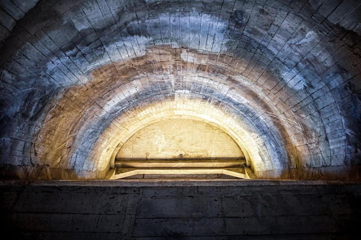 tunel metra s délkou tunelu