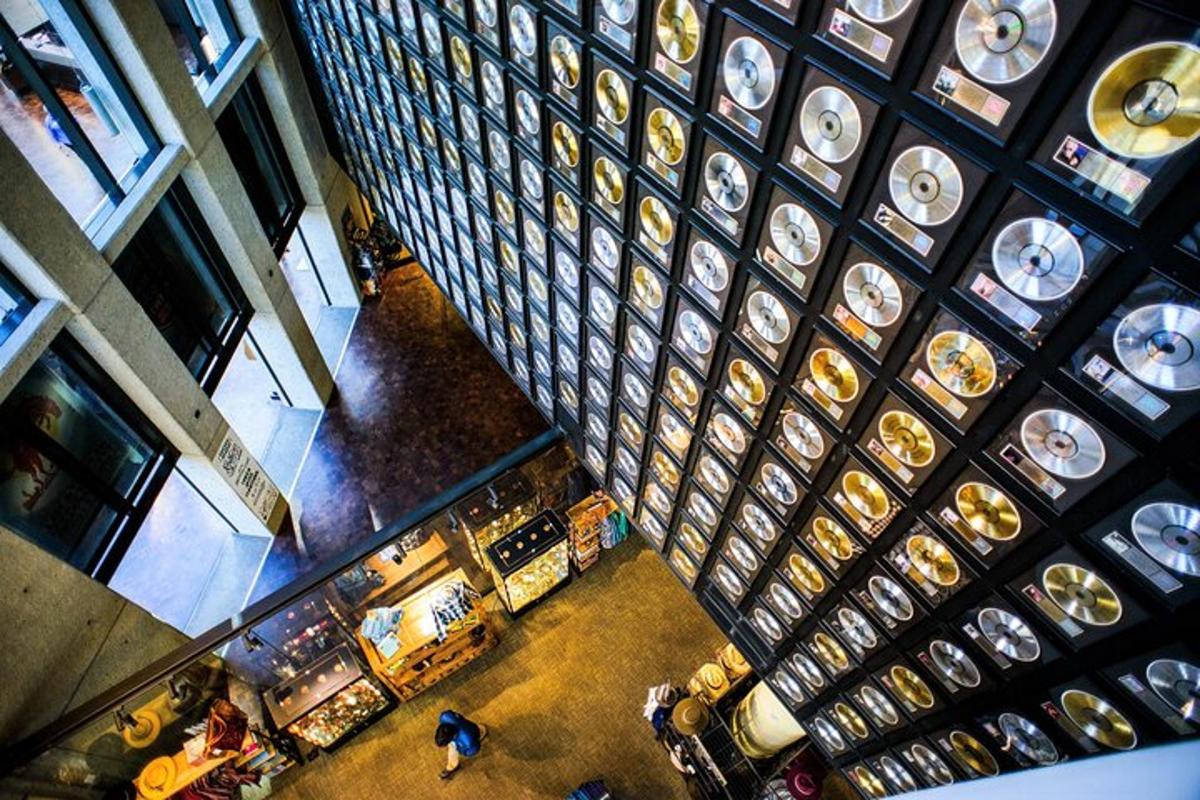 an overhead view of a restaurant with plates on the wall