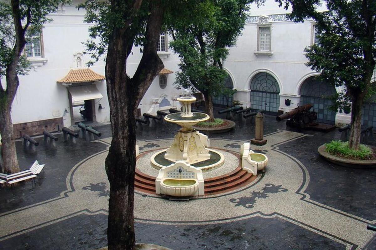 Attraction picture 1