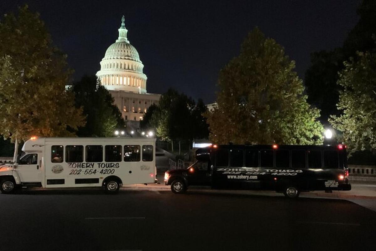 a bus parked in front of the united states capitol building