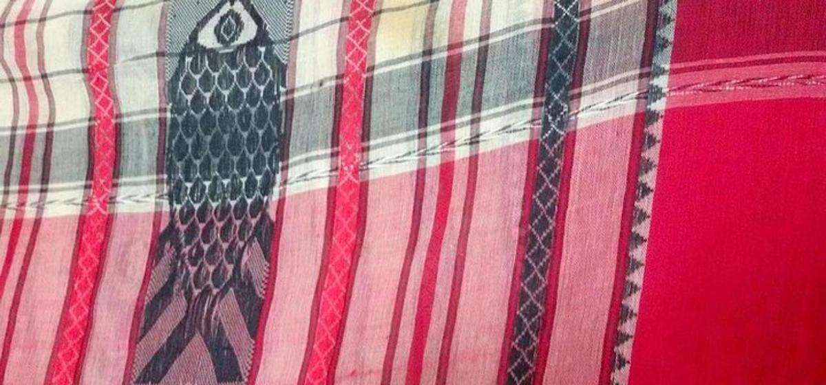 close up baju dengan beberapa tali leher