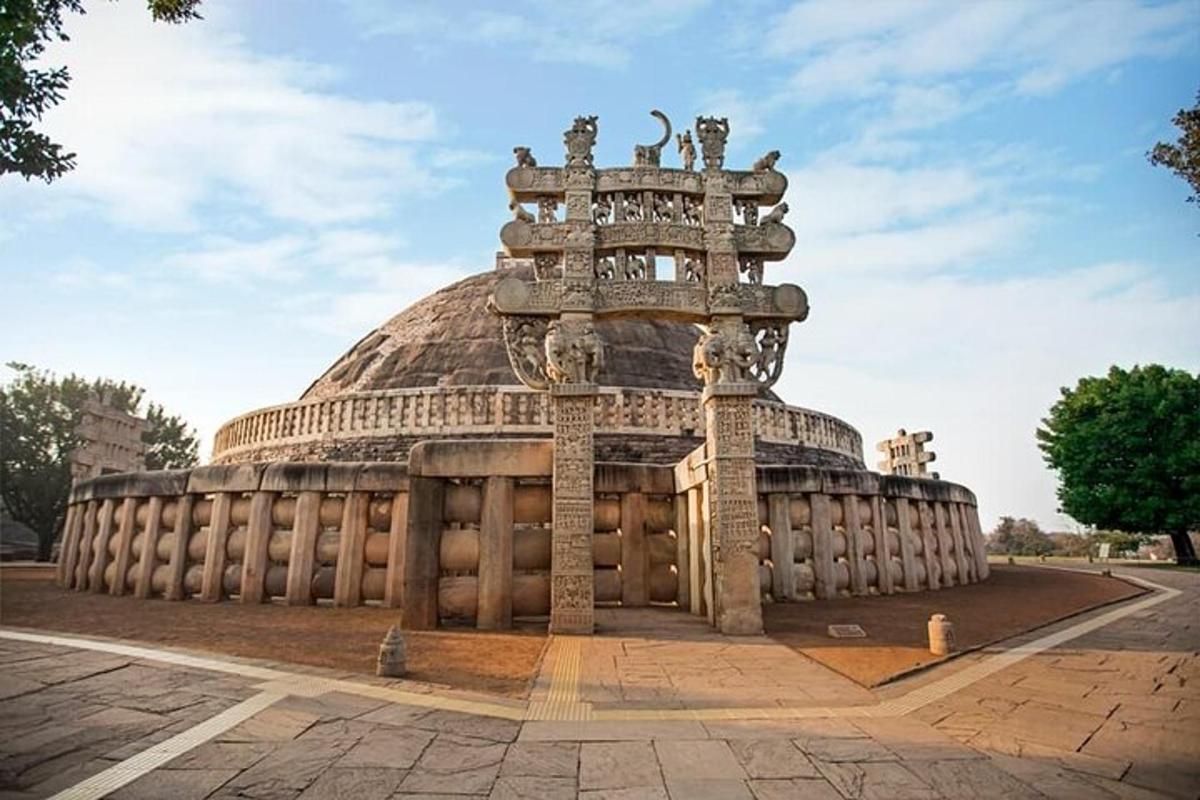 a building with a dome on top of it