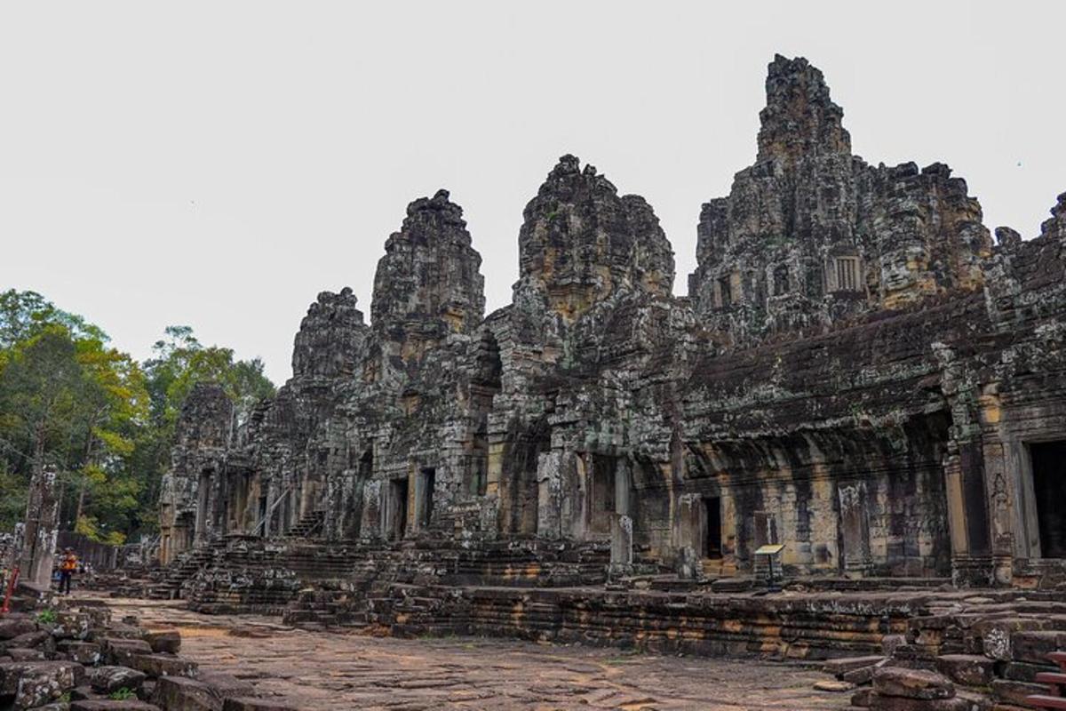 uma vista dos templos de Angkor Wat