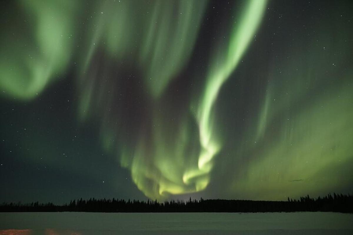 mynd af norðurljósum á himninum
