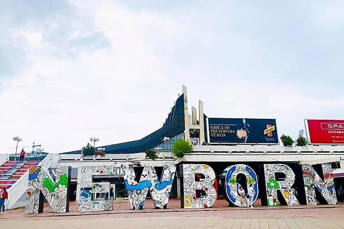 a building with graffiti on the side of it