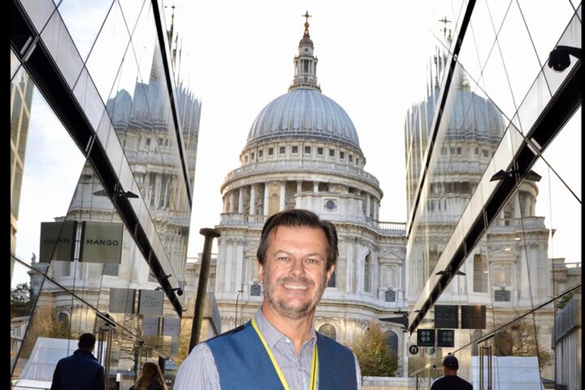 a man standing in front of the capital building
