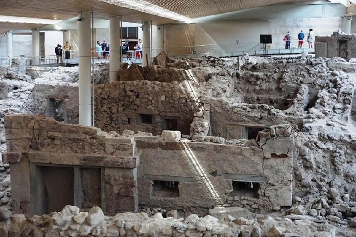 pameran bangunan purba di muzium