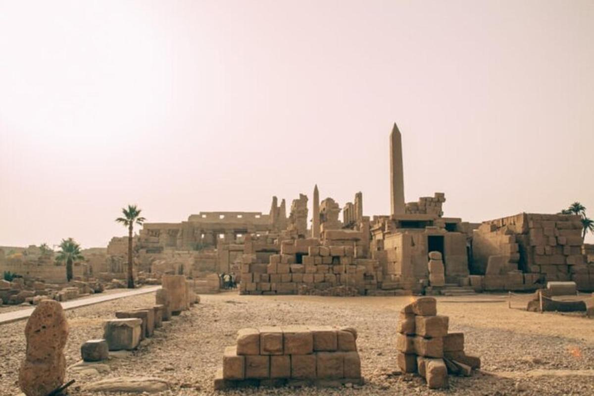 a large building in the middle of a desert