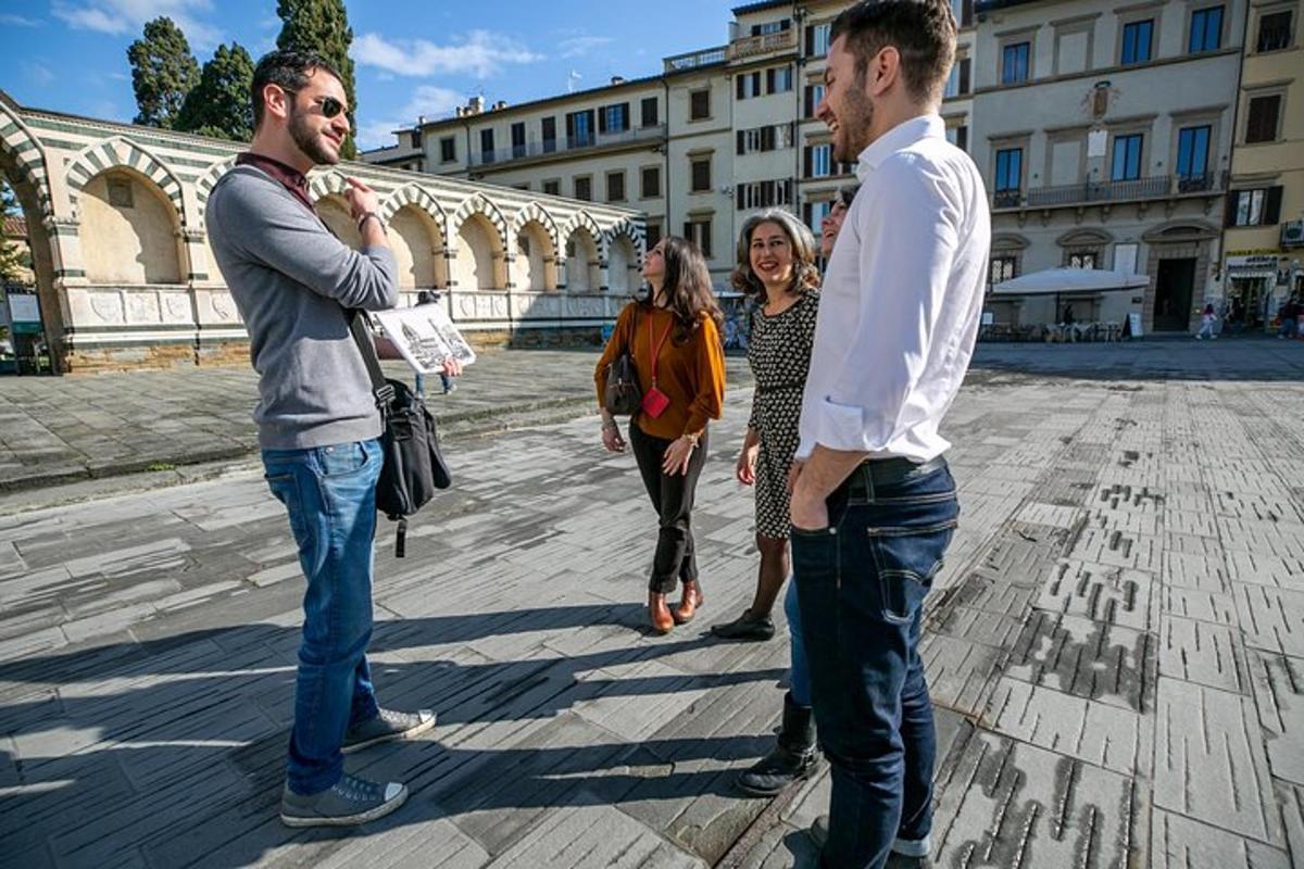 grupp inimesi, kes seisavad tänaval ringi