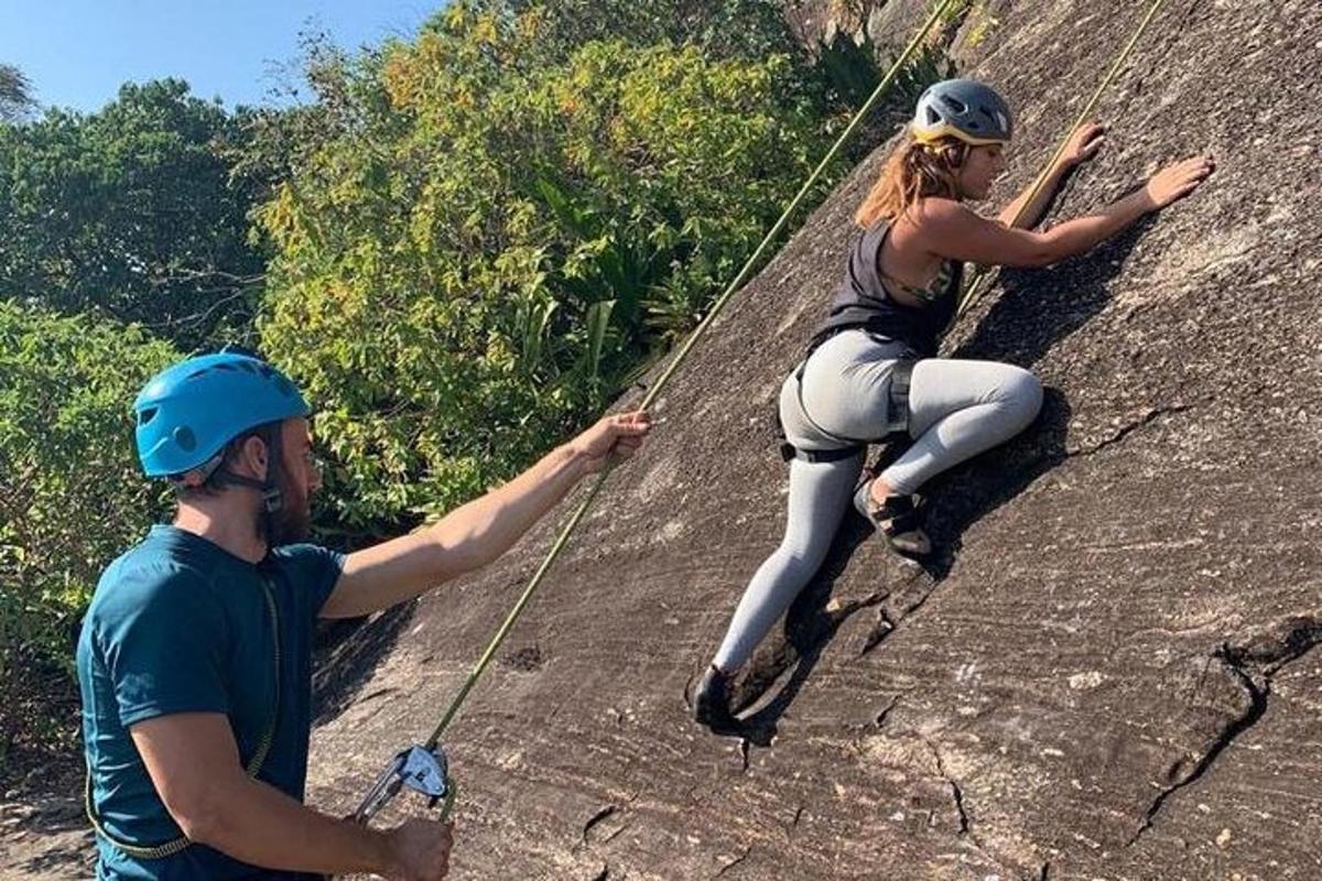 muž a žena na zip line