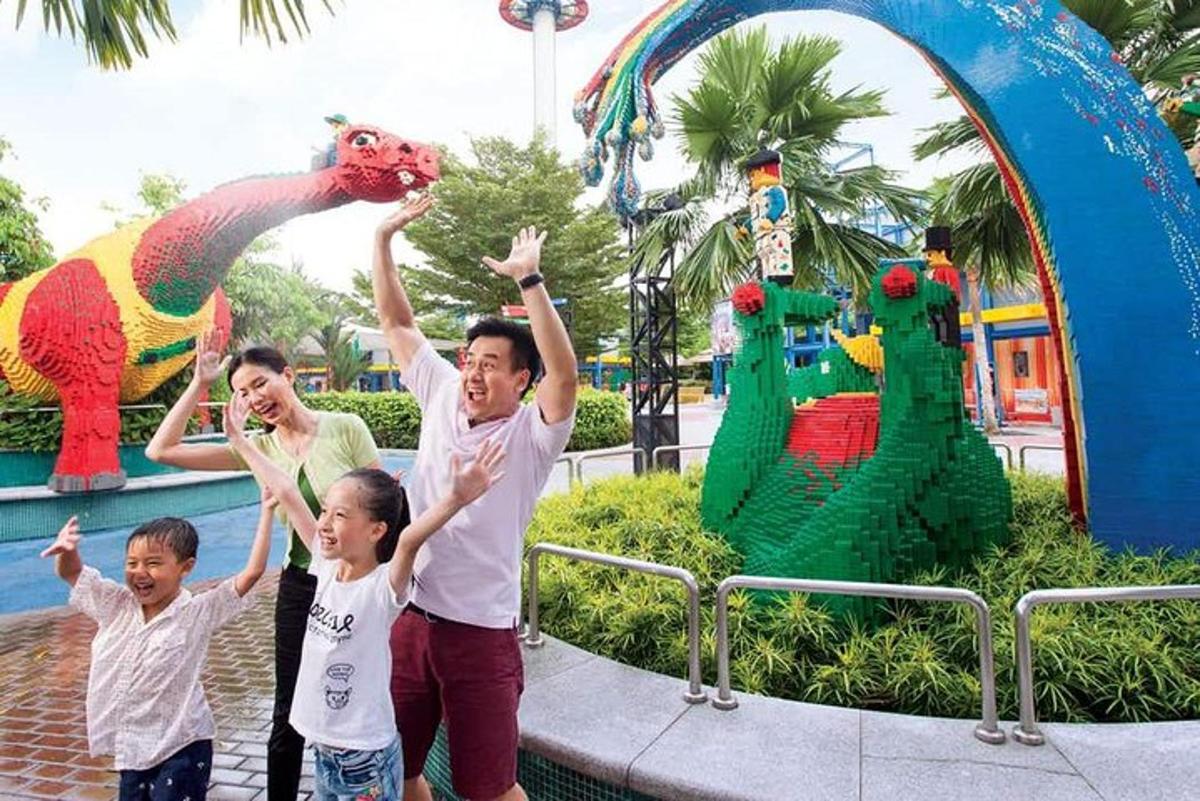 Attraction picture 1