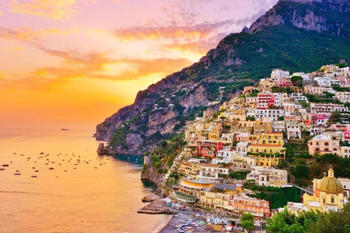 Positano küla mäeküljel