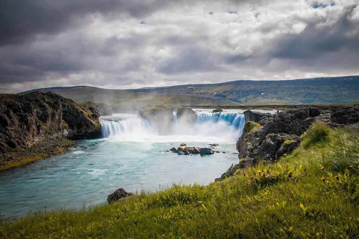 foss í miðri á