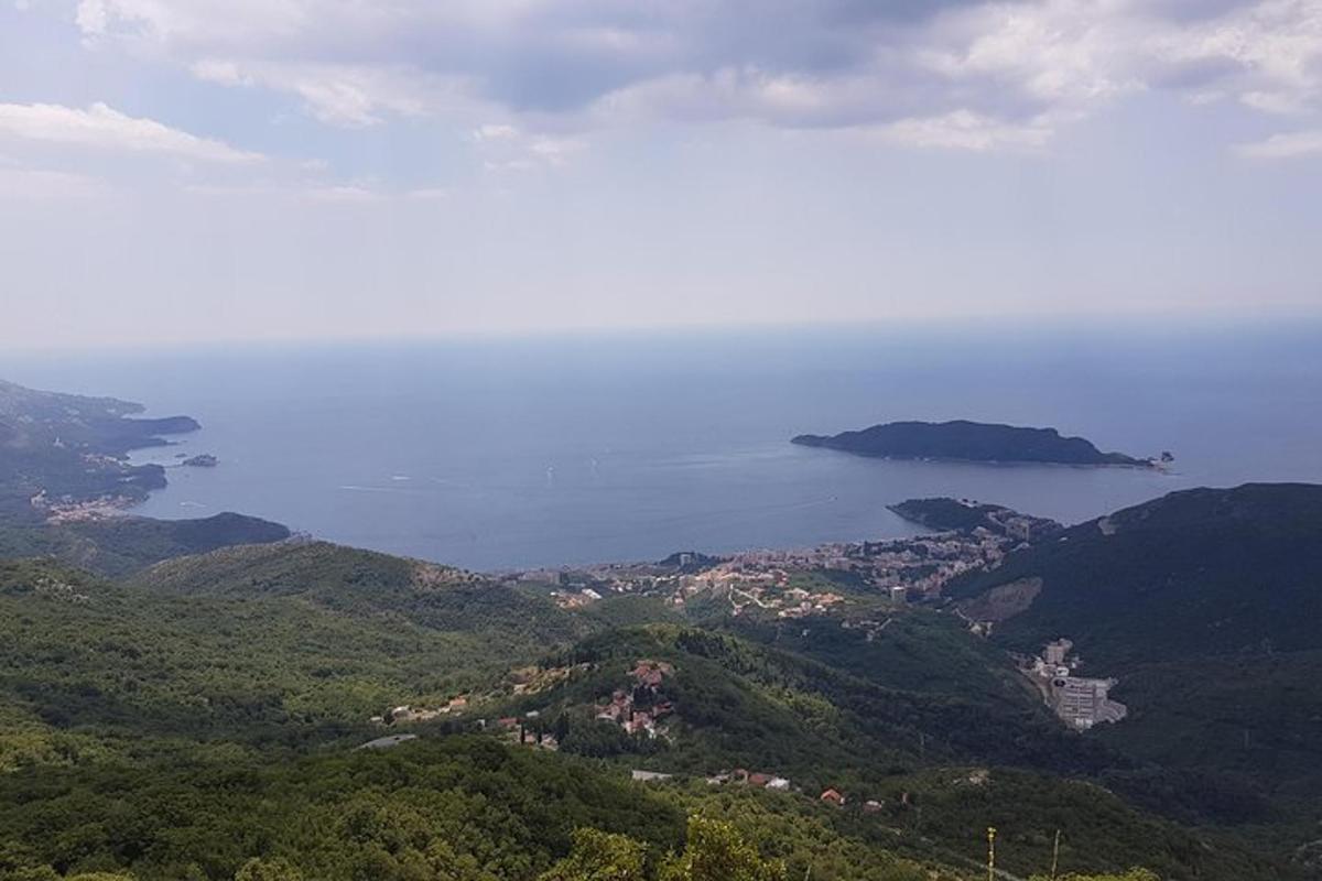 výhled na oceán a ostrov