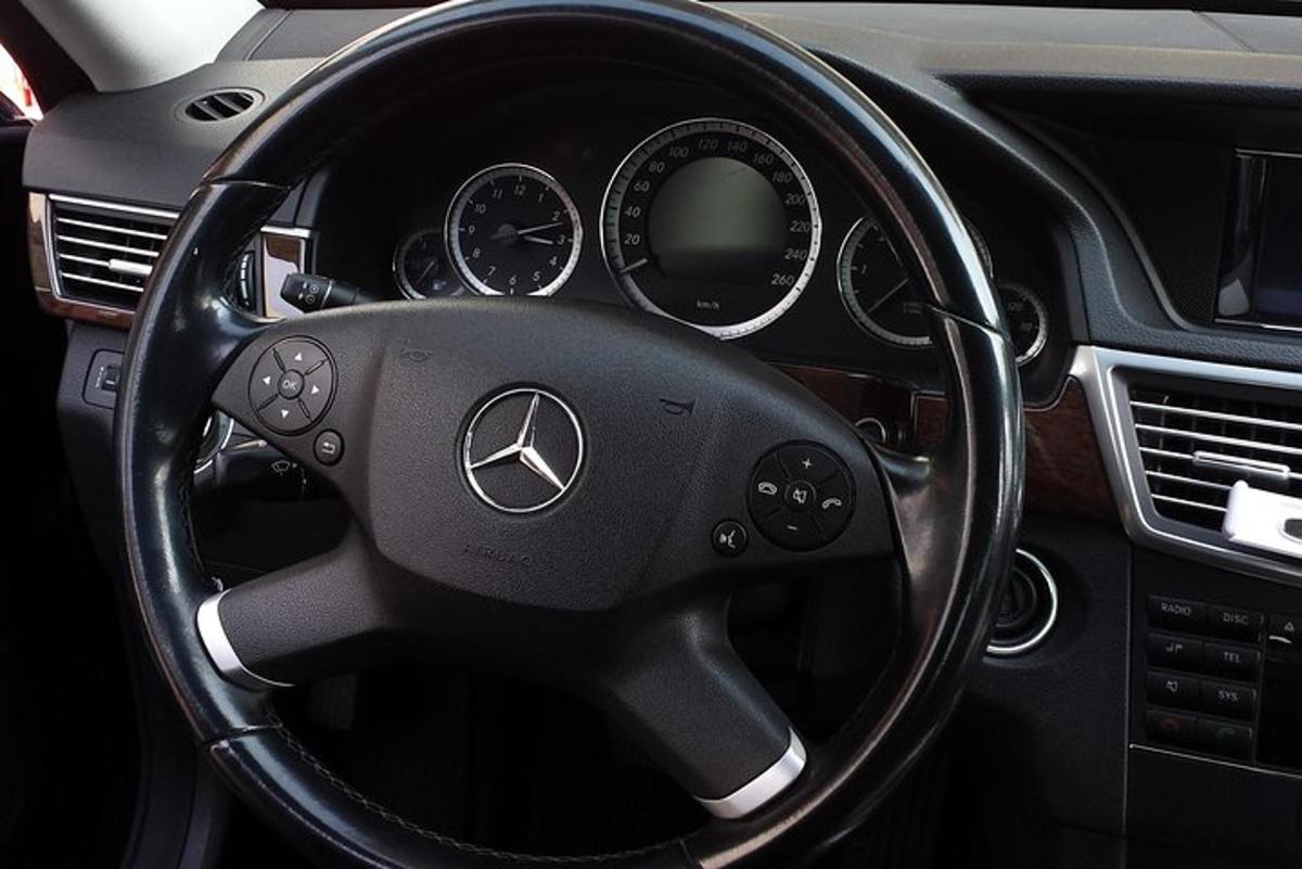 volant vozu Mercedes Benz