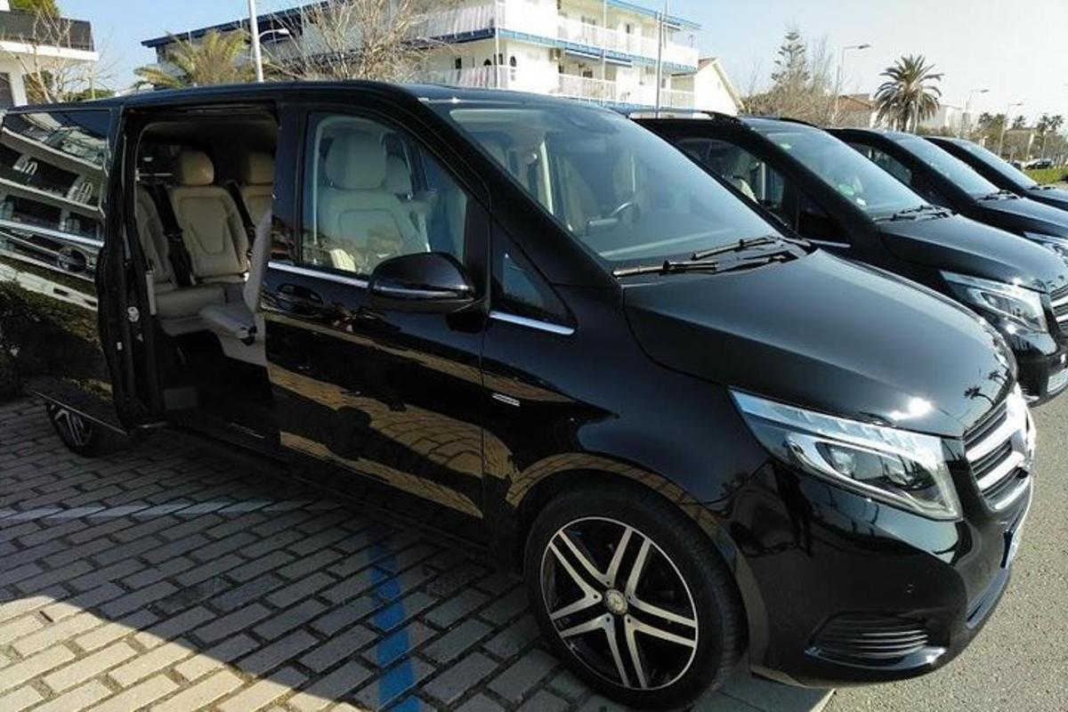 pargitud autode rida pargitud parklasse