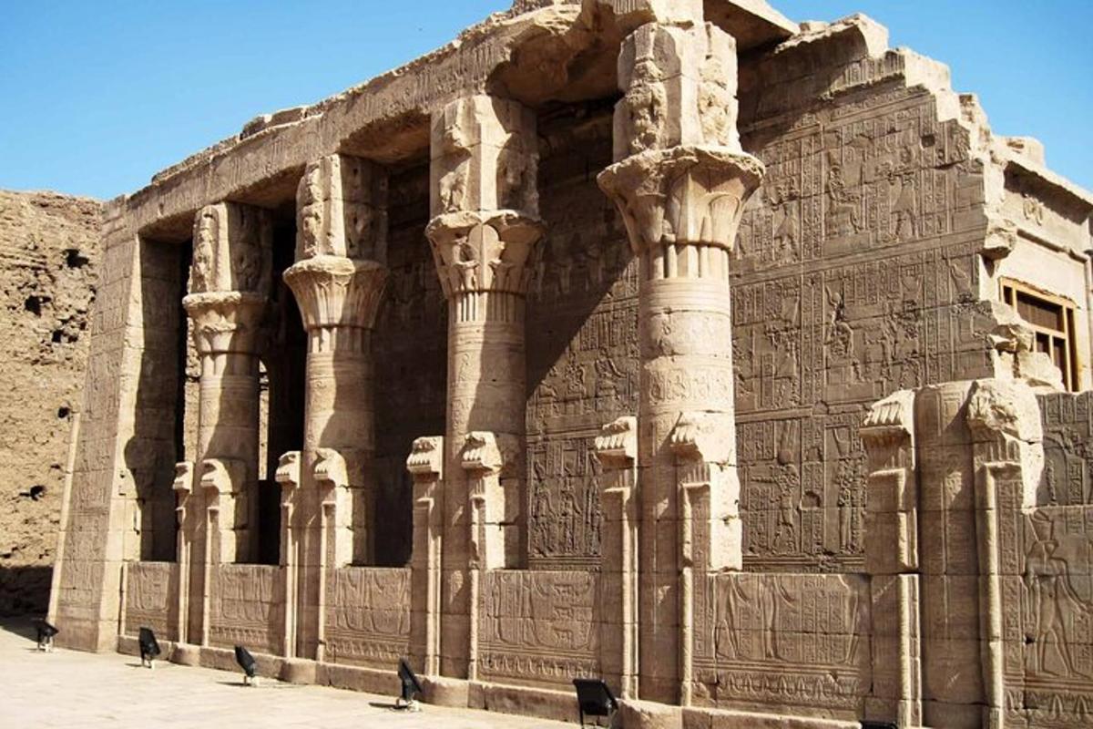 a large stone building with columns on the side