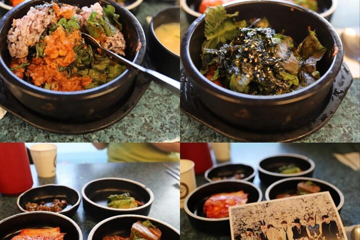 uma colagem de quatro fotos de comida em tigelas