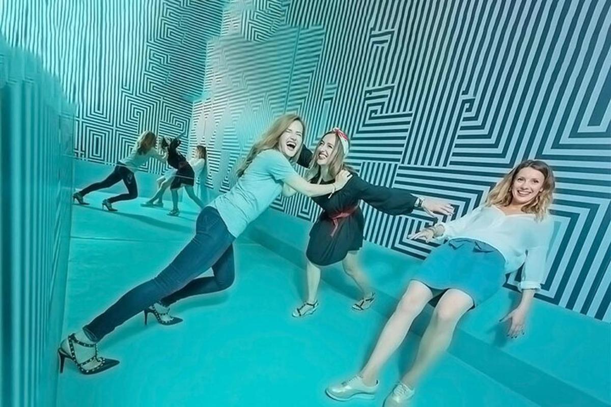Attraction picture 1