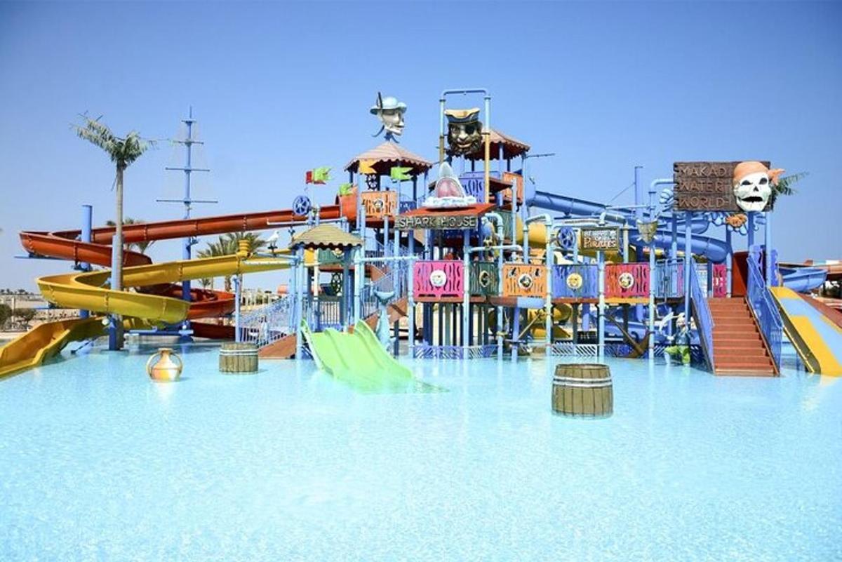 Attraction picture 4