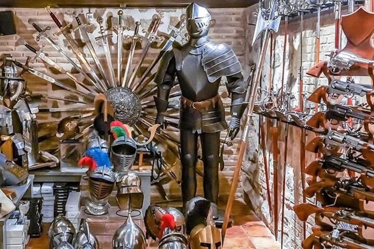 místnost s figurínou a dalšími vystavenými předměty