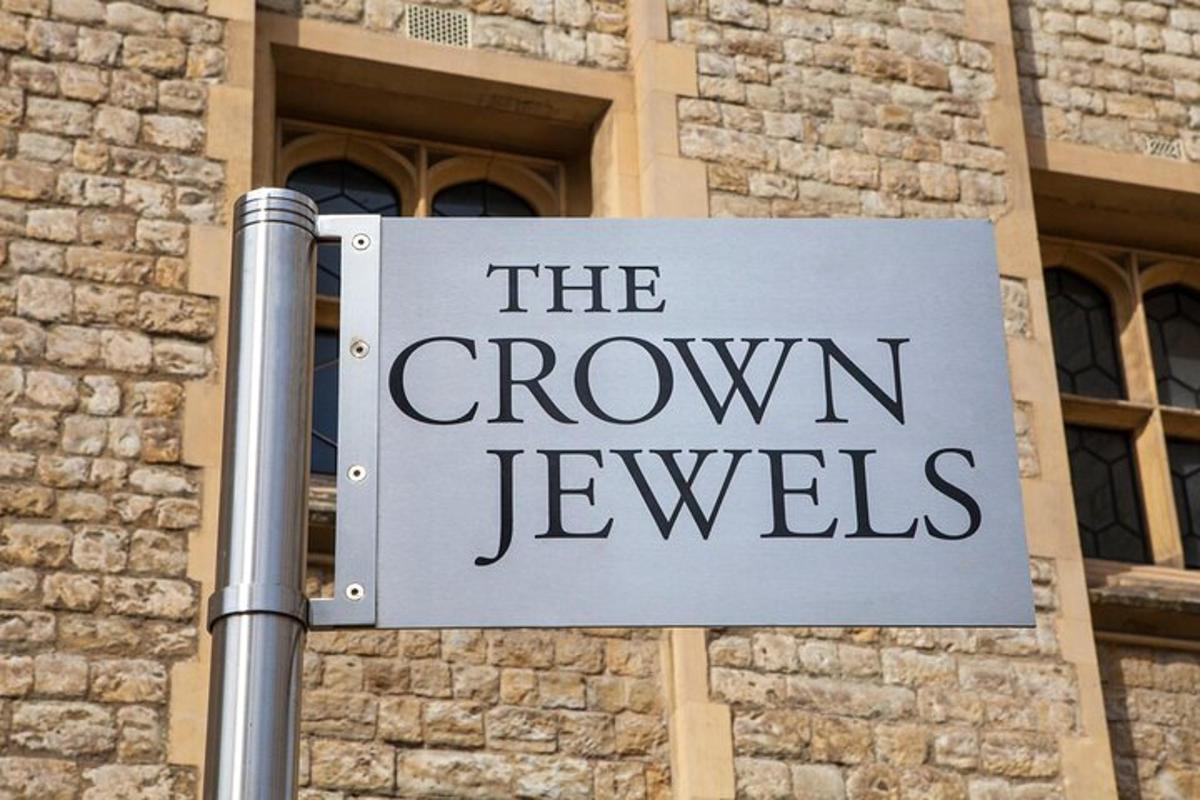a sign that reads the crown jewels in front of a building